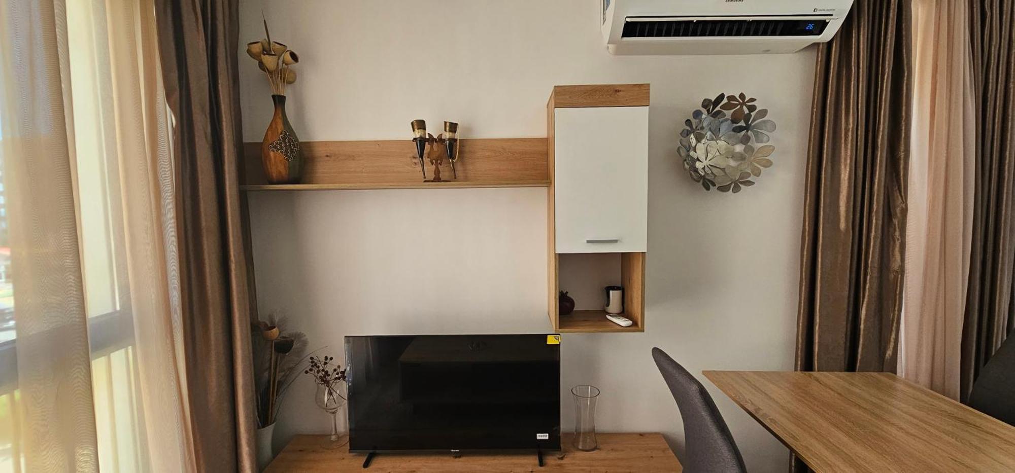 Vp Astoria 5 *