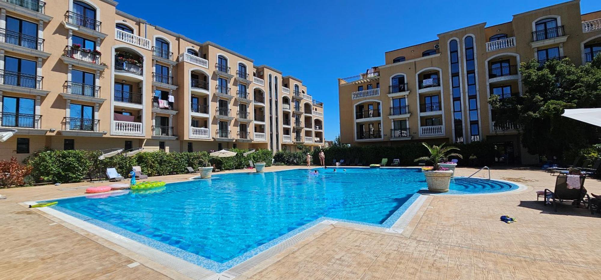 Villa Vp Astoria 5 Elenite