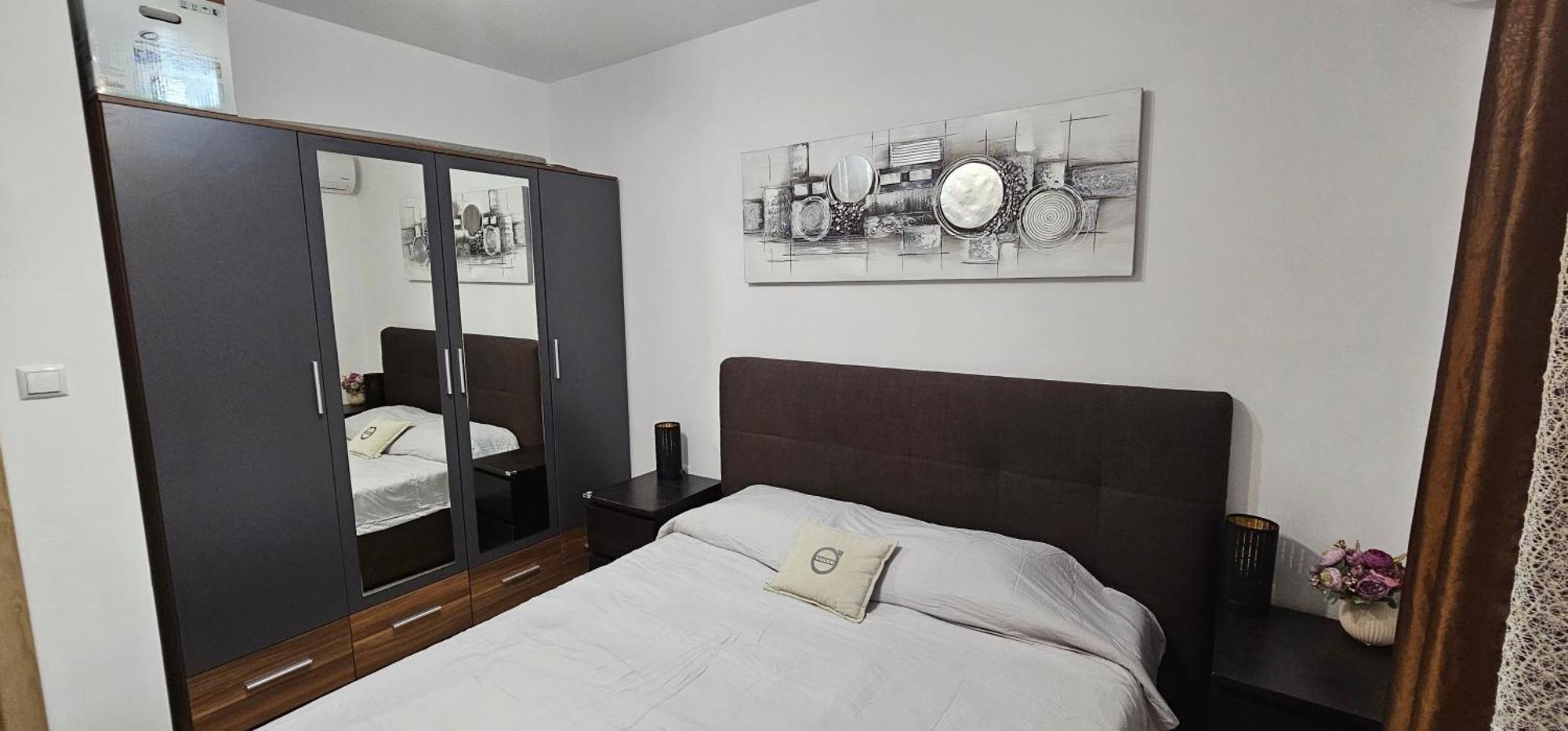 Vp Astoria 5 * Elenite